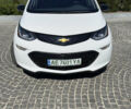 Белый Шевроле Bolt EV, объемом двигателя 0 л и пробегом 77 тыс. км за 16300 $, фото 2 на Automoto.ua