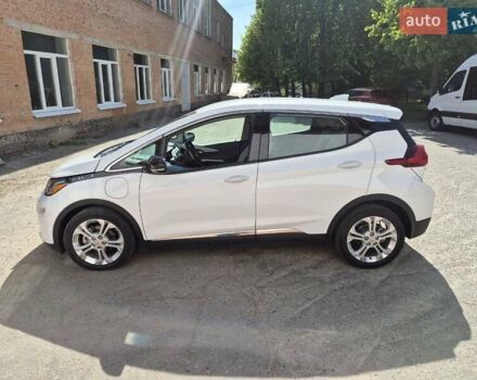 Белый Шевроле Bolt EV, объемом двигателя 0 л и пробегом 60 тыс. км за 17500 $, фото 10 на Automoto.ua