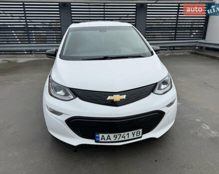 Белый Шевроле Bolt EV, объемом двигателя 0 л и пробегом 58 тыс. км за 16499 $, фото 22 на Automoto.ua