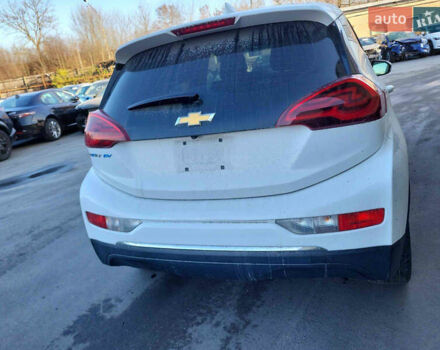 Белый Шевроле Bolt EV, объемом двигателя 0 л и пробегом 60 тыс. км за 11600 $, фото 2 на Automoto.ua