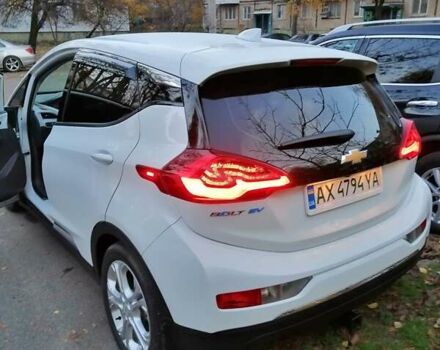 Белый Шевроле Bolt EV, объемом двигателя 0 л и пробегом 29 тыс. км за 17900 $, фото 1 на Automoto.ua