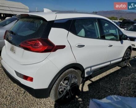 Белый Шевроле Bolt EV, объемом двигателя 0 л и пробегом 75 тыс. км за 3700 $, фото 2 на Automoto.ua