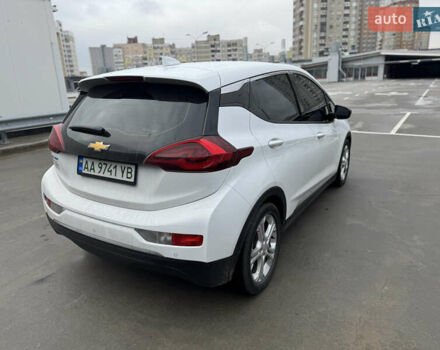 Белый Шевроле Bolt EV, объемом двигателя 0 л и пробегом 58 тыс. км за 16499 $, фото 13 на Automoto.ua