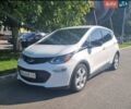 Белый Шевроле Bolt EV, объемом двигателя 0 л и пробегом 129 тыс. км за 16900 $, фото 1 на Automoto.ua