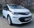 Белый Шевроле Bolt EV, объемом двигателя 0 л и пробегом 105 тыс. км за 19500 $, фото 1 на Automoto.ua