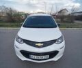 Белый Шевроле Bolt EV, объемом двигателя 0 л и пробегом 105 тыс. км за 19500 $, фото 2 на Automoto.ua