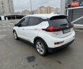 Белый Шевроле Bolt EV, объемом двигателя 0 л и пробегом 58 тыс. км за 16499 $, фото 7 на Automoto.ua