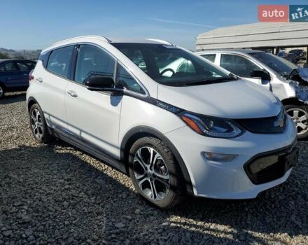 Белый Шевроле Bolt EV, объемом двигателя 0 л и пробегом 75 тыс. км за 3700 $, фото 3 на Automoto.ua