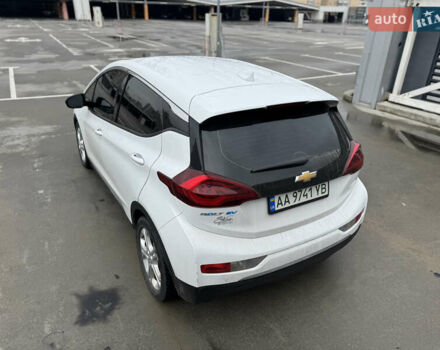Белый Шевроле Bolt EV, объемом двигателя 0 л и пробегом 58 тыс. км за 16499 $, фото 9 на Automoto.ua