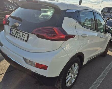Белый Шевроле Bolt EV, объемом двигателя 0 л и пробегом 60 тыс. км за 17500 $, фото 8 на Automoto.ua