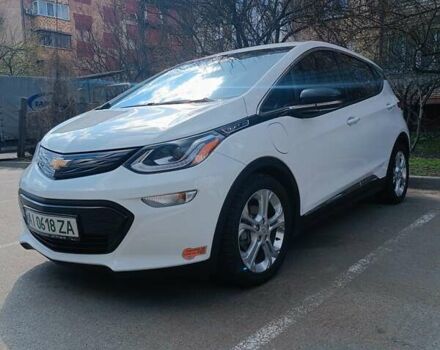 Белый Шевроле Bolt EV, объемом двигателя 0 л и пробегом 105 тыс. км за 19500 $, фото 1 на Automoto.ua