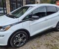 Белый Шевроле Bolt EV, объемом двигателя 0 л и пробегом 96 тыс. км за 17500 $, фото 2 на Automoto.ua