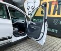 Белый Шевроле Bolt EV, объемом двигателя 0 л и пробегом 78 тыс. км за 16300 $, фото 31 на Automoto.ua