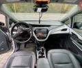 Белый Шевроле Bolt EV, объемом двигателя 0 л и пробегом 125 тыс. км за 16000 $, фото 13 на Automoto.ua