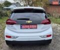Белый Шевроле Bolt EV, объемом двигателя 0 л и пробегом 96 тыс. км за 17500 $, фото 6 на Automoto.ua