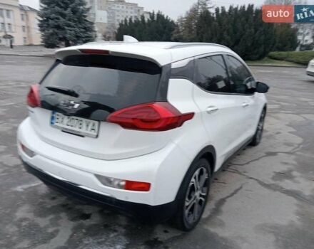 Белый Шевроле Bolt EV, объемом двигателя 0 л и пробегом 74 тыс. км за 17200 $, фото 10 на Automoto.ua