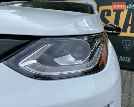 Белый Шевроле Bolt EV, объемом двигателя 0 л и пробегом 78 тыс. км за 16300 $, фото 3 на Automoto.ua