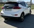 Белый Шевроле Bolt EV, объемом двигателя 0 л и пробегом 50 тыс. км за 20400 $, фото 3 на Automoto.ua