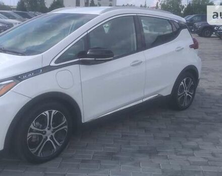 Белый Шевроле Bolt EV, объемом двигателя 0 л и пробегом 40 тыс. км за 15500 $, фото 3 на Automoto.ua