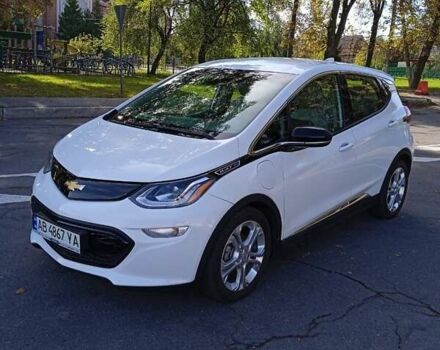 Белый Шевроле Bolt EV, объемом двигателя 0 л и пробегом 41 тыс. км за 16600 $, фото 17 на Automoto.ua