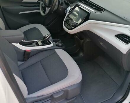 Белый Шевроле Bolt EV, объемом двигателя 0 л и пробегом 41 тыс. км за 15800 $, фото 10 на Automoto.ua