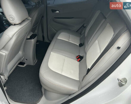 Білий Шевроле Bolt EV, об'ємом двигуна 0 л та пробігом 127 тис. км за 15900 $, фото 13 на Automoto.ua