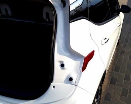 Белый Шевроле Bolt EV, объемом двигателя 0 л и пробегом 28 тыс. км за 18800 $, фото 21 на Automoto.ua