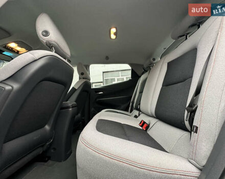 Белый Шевроле Bolt EV, объемом двигателя 0 л и пробегом 116 тыс. км за 16950 $, фото 22 на Automoto.ua