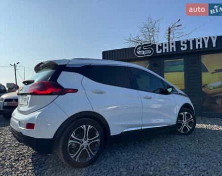 Белый Шевроле Bolt EV, объемом двигателя 0 л и пробегом 39 тыс. км за 16500 $, фото 32 на Automoto.ua