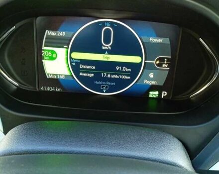 Белый Шевроле Bolt EV, объемом двигателя 0 л и пробегом 41 тыс. км за 16600 $, фото 16 на Automoto.ua