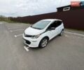 Белый Шевроле Bolt EV, объемом двигателя 0 л и пробегом 40 тыс. км за 12400 $, фото 1 на Automoto.ua