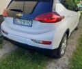 Белый Шевроле Bolt EV, объемом двигателя 0 л и пробегом 104 тыс. км за 15500 $, фото 1 на Automoto.ua