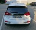 Белый Шевроле Bolt EV, объемом двигателя 0 л и пробегом 41 тыс. км за 15800 $, фото 3 на Automoto.ua