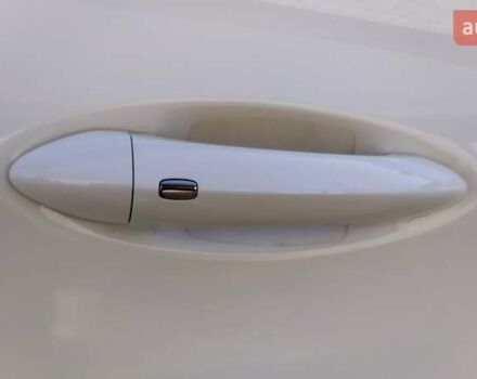 Белый Шевроле Bolt EV, объемом двигателя 0 л и пробегом 170 тыс. км за 14950 $, фото 12 на Automoto.ua