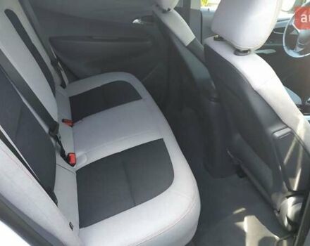 Белый Шевроле Bolt EV, объемом двигателя 0 л и пробегом 170 тыс. км за 14950 $, фото 15 на Automoto.ua