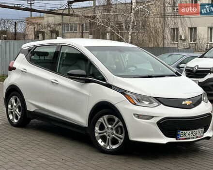 Белый Шевроле Bolt EV, объемом двигателя 0 л и пробегом 116 тыс. км за 16950 $, фото 3 на Automoto.ua