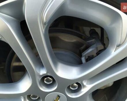 Белый Шевроле Bolt EV, объемом двигателя 0 л и пробегом 170 тыс. км за 14950 $, фото 18 на Automoto.ua