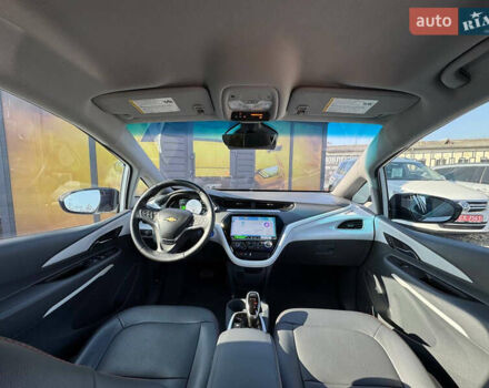 Белый Шевроле Bolt EV, объемом двигателя 0 л и пробегом 39 тыс. км за 16500 $, фото 4 на Automoto.ua