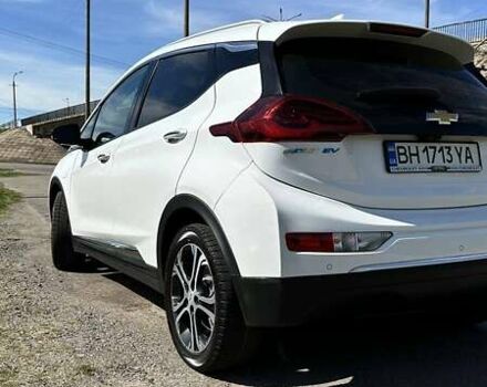 Белый Шевроле Bolt EV, объемом двигателя 0 л и пробегом 50 тыс. км за 20400 $, фото 2 на Automoto.ua
