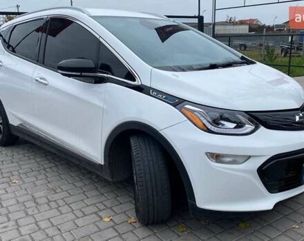 Белый Шевроле Bolt EV, объемом двигателя 0 л и пробегом 125 тыс. км за 16000 $, фото 2 на Automoto.ua