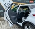 Белый Шевроле Bolt EV, объемом двигателя 0 л и пробегом 78 тыс. км за 16300 $, фото 29 на Automoto.ua