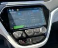 Білий Шевроле Bolt EV, об'ємом двигуна 0 л та пробігом 50 тис. км за 18500 $, фото 6 на Automoto.ua