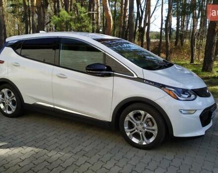 Белый Шевроле Bolt EV, объемом двигателя 0 л и пробегом 170 тыс. км за 14950 $, фото 5 на Automoto.ua