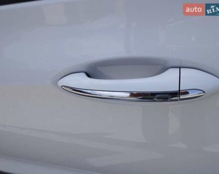 Белый Шевроле Bolt EV, объемом двигателя 0 л и пробегом 87 тыс. км за 17700 $, фото 21 на Automoto.ua