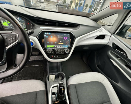Белый Шевроле Bolt EV, объемом двигателя 0 л и пробегом 116 тыс. км за 16950 $, фото 19 на Automoto.ua