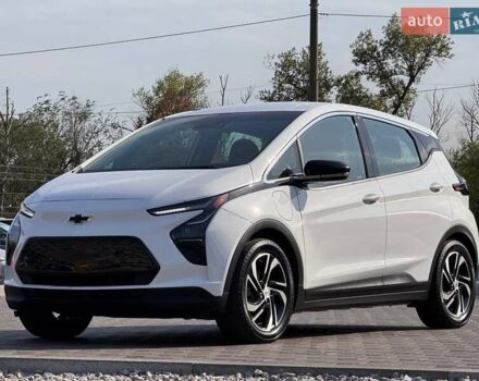 Белый Шевроле Bolt EV, объемом двигателя 0 л и пробегом 45 тыс. км за 18100 $, фото 4 на Automoto.ua