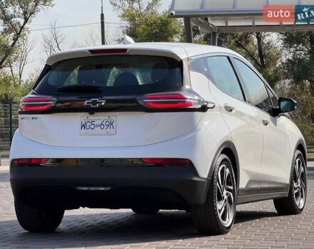 Белый Шевроле Bolt EV, объемом двигателя 0 л и пробегом 45 тыс. км за 18100 $, фото 8 на Automoto.ua