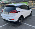 Белый Шевроле Bolt EV, объемом двигателя 0 л и пробегом 72 тыс. км за 16900 $, фото 2 на Automoto.ua