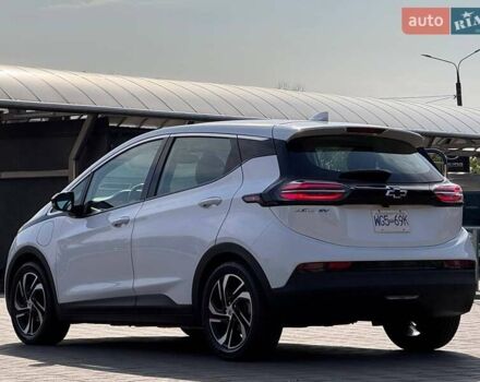 Белый Шевроле Bolt EV, объемом двигателя 0 л и пробегом 45 тыс. км за 18100 $, фото 6 на Automoto.ua