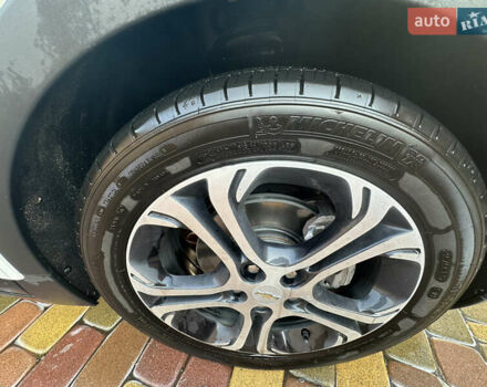 Белый Шевроле Bolt EV, объемом двигателя 0 л и пробегом 28 тыс. км за 18500 $, фото 24 на Automoto.ua